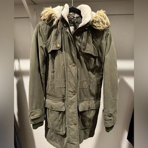 Halogen green parka winter jacket